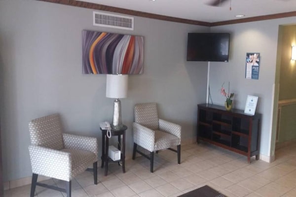 Foto van 1 kingsize bed | Rookvrij, magnetron, slaapbank - Vakantiehuis in Myrtle Beach SC - Facilities