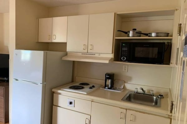 Foto van 1 tweepersoonsbed (Queensize) | Premium, Micfridge - Facilities