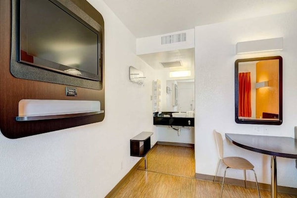 Foto van 1 Volledig Bed | Mobiliteit Toegang Ri Shwr | Ns - Vakantiehuis in Thornton - Facilities