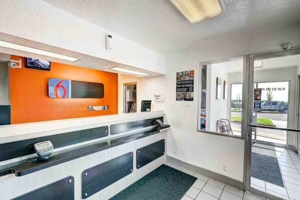 Foto van Queensize bed|Nsmk|Thornton - Vakantiehuis in Thornton - FloorPlan