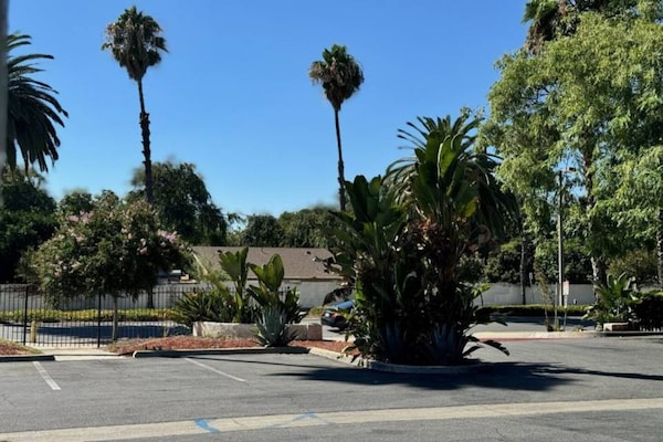Foto van 1 tweepersoonsbed (Queensize) | Los Angeles - Vakantiehuis in Pomona CA - Facilities
