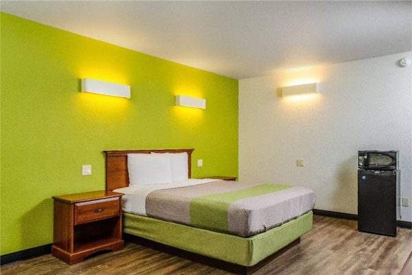 Foto van 1 kingsize bed | Rookvrij - Vakantiehuis in OAKDALE - Facilities