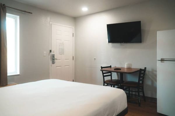 Foto van 1 tweepersoonsbed (queensize) Rookvrije keuken - Vakantiehuis in Rancho Cordova - BedRoom