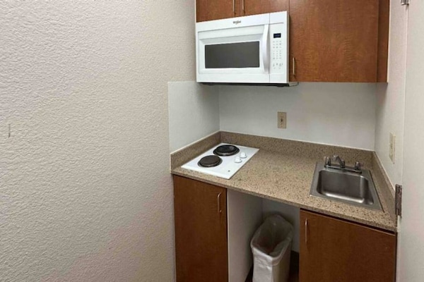 Foto van 1 tweepersoonsbed (queensize) Rookvrije keuken - Vakantiehuis in Rancho Cordova - Kitchen