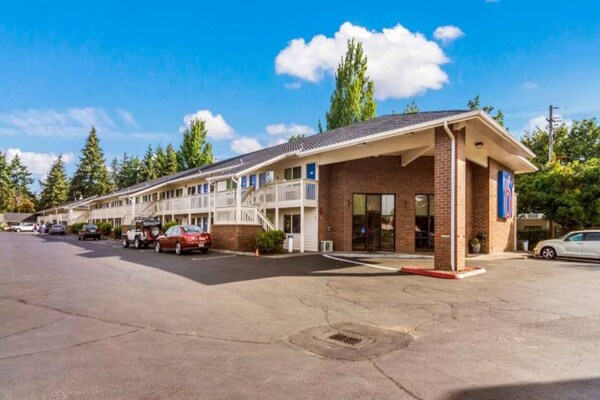 Foto van 1 tweepersoonsbed (queensize) | Roken toegestaan - Vakantiehuis in Vancouver WA - Facilities