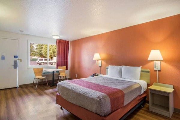 Foto van 1 tweepersoonsbed (queensize) | Rookvrij - Vakantiehuis in Vancouver WA - Facilities