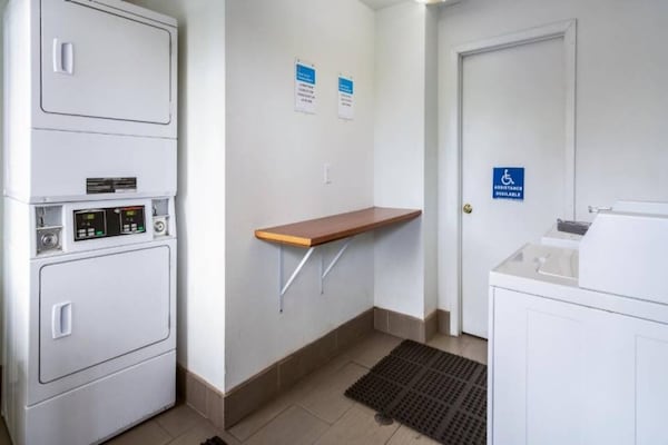 Foto van 1 tweepersoonsbed (queensize) | Rookvrij - Vakantiehuis in Vancouver WA - Facilities
