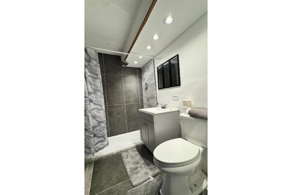 Foto van Premium Queensize Bed Niet Roken - Vakantiehuis in Chicago IL - Facilities