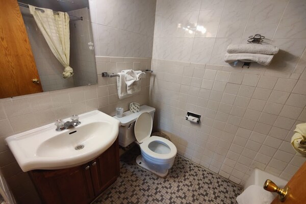 Foto van Queen Bed Niet Roken - Vakantiehuis in Chicago - BathRoom