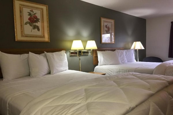 Foto van 2 Dubbele Bedden Niet Roken - Vakantiehuis in Fulton, MO - BedRoom