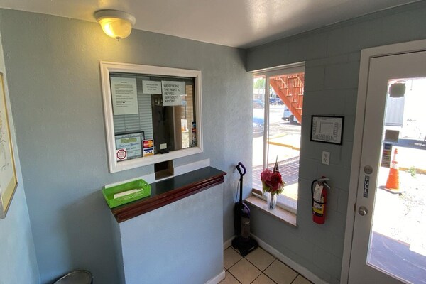 Foto van Queen Suite - Niet-roken - Vakantiehuis in Englewood CO - HallReception