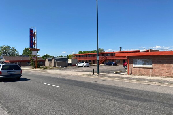 Foto van Queen Suite - Niet-roken - Vakantiehuis in Englewood CO - ExteriorSummer