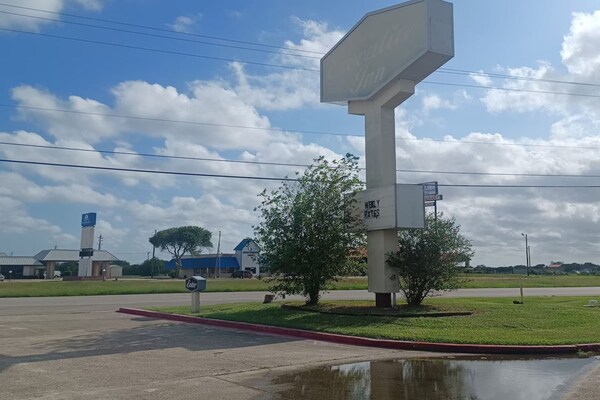 Foto van Queen Bed Met Kitchenette Non - Roken - Vakantiehuis in Port Lavaca - ExteriorSummer
