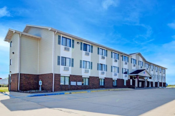 Foto van Queensize bed|Smk|Kingdom City, MO - Vakantiehuis in Kingdom City, MO - Outdoor