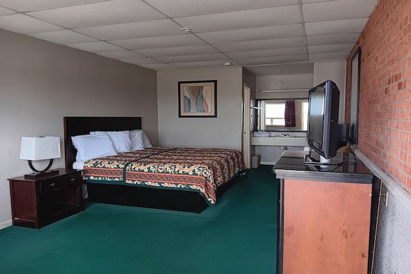 Foto van 1 tweepersoonsbed (queensize) | Rookvrij - Vakantiehuis in Keyswille VA - BedRoom