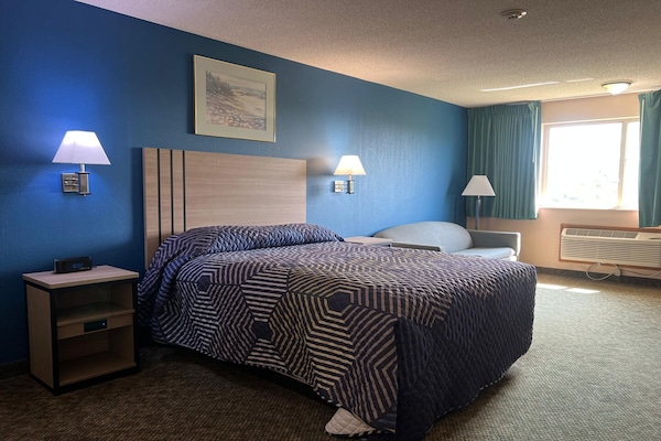 Foto van Queen Bed Toegankelijk Niet Roken - Vakantiehuis in Marysville, KS - BedRoom