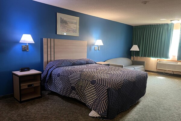 Foto van Queen Bed Niet Roken - Vakantiehuis in Marysville, KS - BedRoom