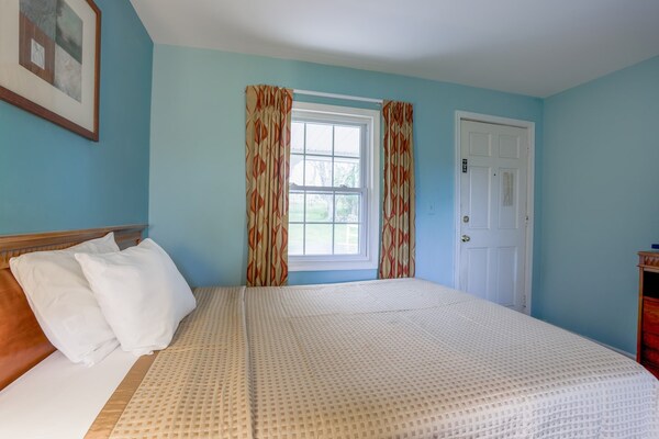 Foto van Queen Bed Niet Roken - Vakantiehuis in Natural Bridge, VA - BedRoom