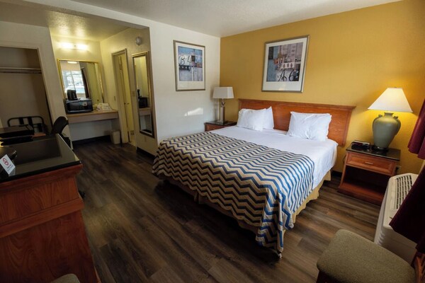 Foto van Queen Bed Niet Roken - Vakantiehuis in Pendleton OR - BedRoom