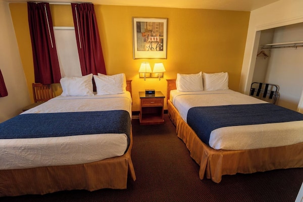 Foto van 2 Dubbele Bedden Niet Roken - Vakantiehuis in Pendleton OR - BedRoom