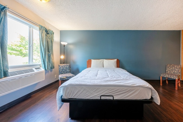 Foto van Tweepersoonsbed (queensize) | Rookvrij - Vakantiehuis in Portland OR - BedRoom