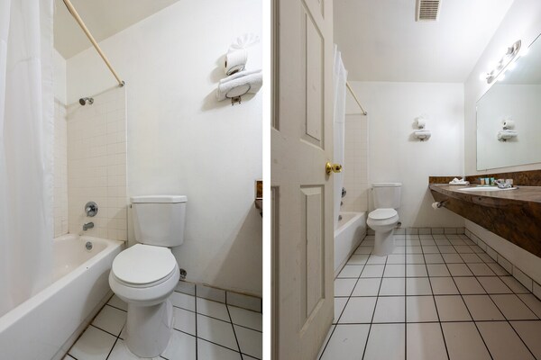 Foto van Tweepersoonsbed (queensize) | Rookvrij - Vakantiehuis in Portland OR - BathRoom