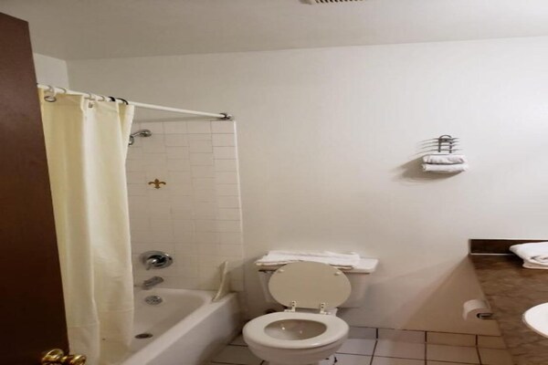 Foto van Tweepersoonsbed (queensize) | Rookvrij - Vakantiehuis in Portland OR - BathRoom