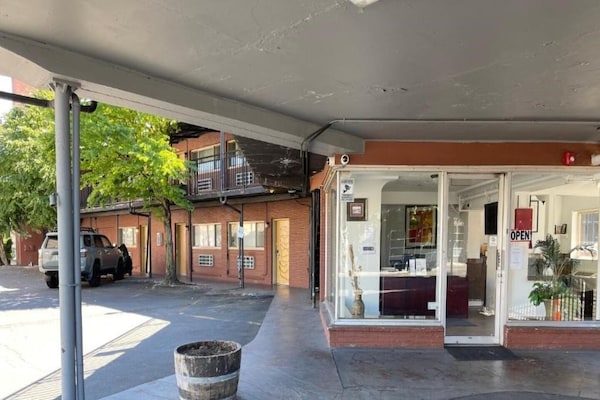 Foto van 2 Dubbele Bedden Niet Roken Met Studio - Vakantiehuis in Portland OR - parking