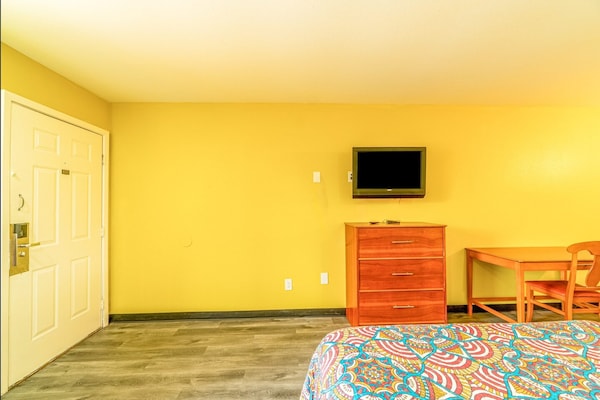 Foto van Queen Bed Niet Roken - Vakantiehuis in Rockdale TX - BedRoom