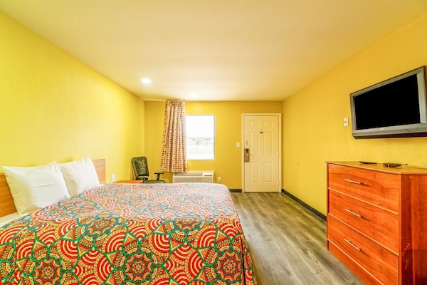 Foto van Queen Bed Niet Roken - Vakantiehuis in Rockdale TX - BedRoom