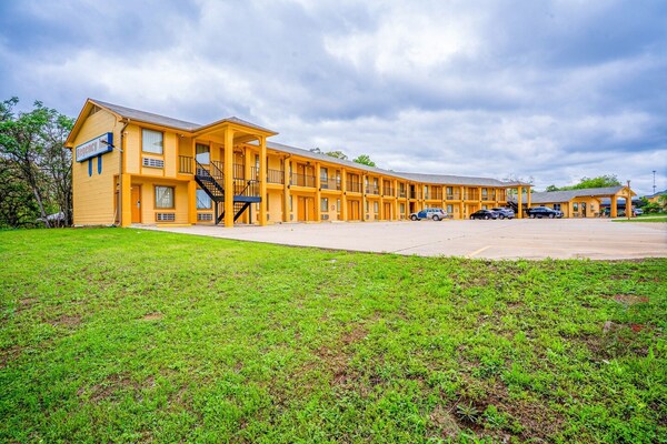 Foto van Queen Bed Niet Roken - Vakantiehuis in Rockdale TX - Facilities