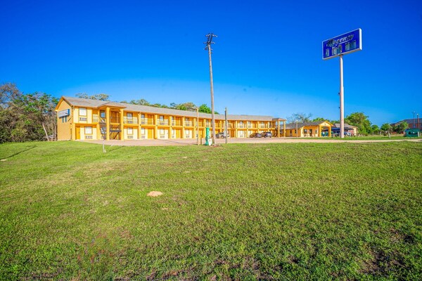 Foto van Queen Bed Niet Roken - Vakantiehuis in Rockdale TX - Facilities