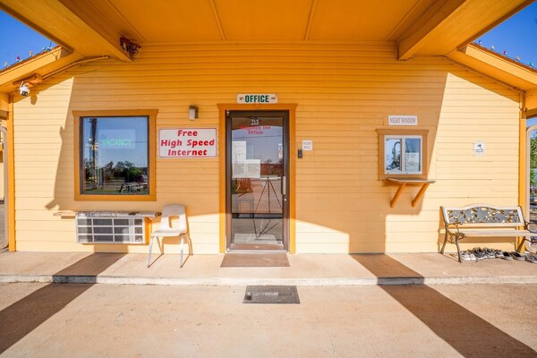 Foto van Queen Bed Niet Roken - Vakantiehuis in Rockdale TX - Facilities