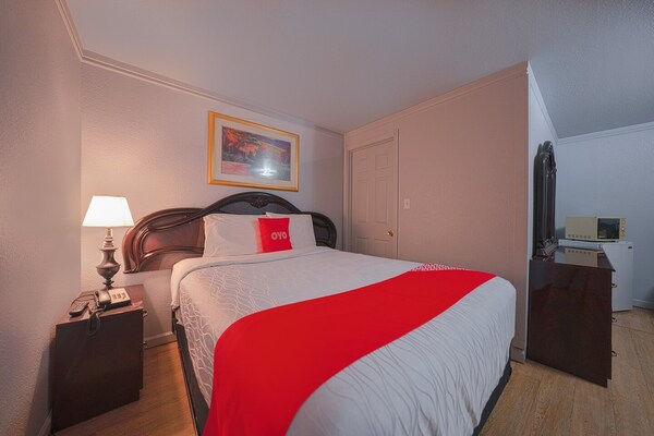 Foto van Tweepersoonsbed (Queensize) | OYO Hotel Portland - Vakantiehuis in Sandy OR - BedRoom