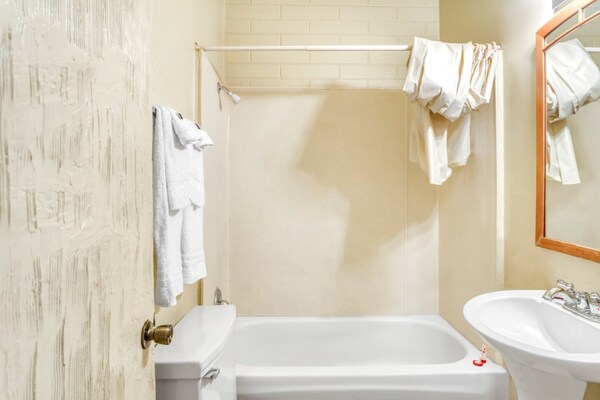 Foto van Tweepersoonsbed (queensize) | Niet-roken - Vakantiehuis in Las Vegas NV - BathRoom