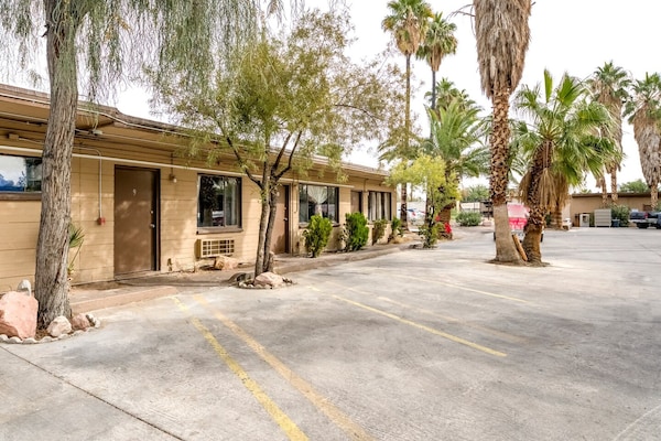 Foto van Tweepersoonsbed (queensize) | Niet-roken - Vakantiehuis in Las Vegas NV - ExteriorSummer