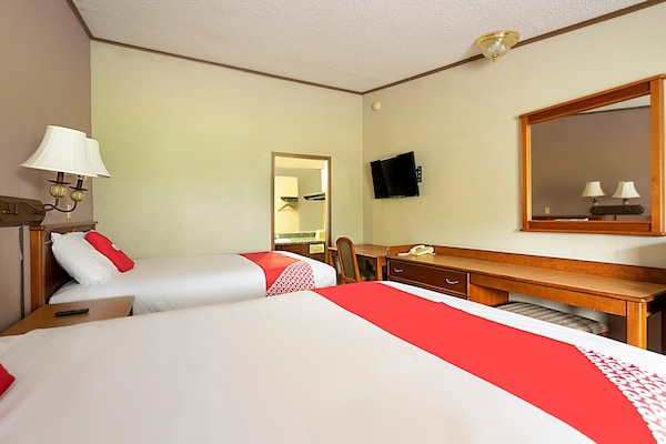 Foto van 2 tweepersoonsbedden | Daleville AL - Vakantiehuis in Daleville AL - BedRoom