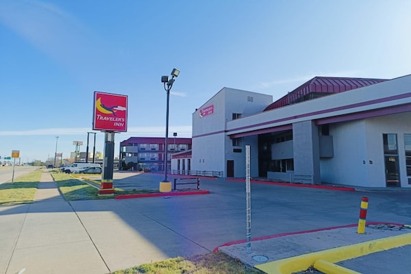 Foto van 1 Suite King Bed Niet-rokende Jacuzzi-badkuip - Vakantiehuis in Wichita Falls TX - ExteriorSummer