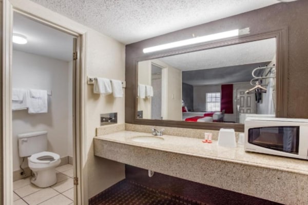 Foto van Premium kamer met 2 eenpersoonsbedden | Roken toegestaan - BathRoom