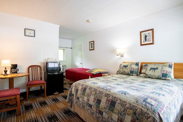 Foto van Tweepersoonsbed (queensize) met eenpersoonsbed | Bryson City - BedRoom