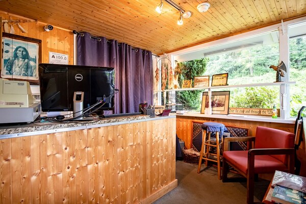Foto van Tweepersoonsbed (queensize) met eenpersoonsbed | Bryson City - HallReception