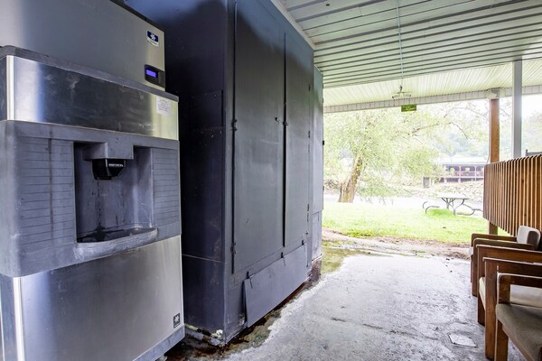 Foto van Tweepersoonsbed (queensize) met eenpersoonsbed | Bryson City - Facilities