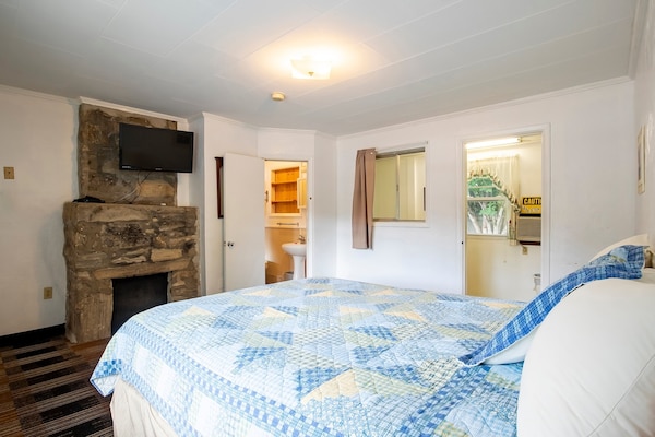 Foto van Queen Room - Riverfront - Vakantiehuis in Bryson city - BedRoom