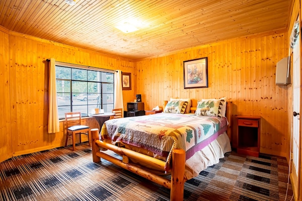 Foto van Queen Room - Riverfront - Vakantiehuis in Bryson city - BedRoom