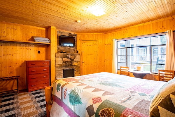 Foto van Queen Room - Riverfront - Vakantiehuis in Bryson city - BedRoom