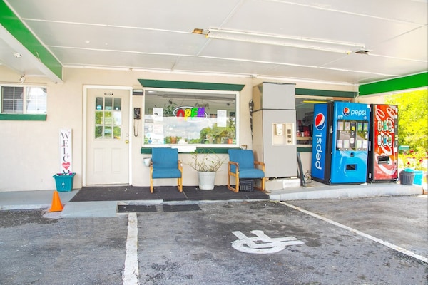 Foto van Queensize bed | Niet roken - Vakantiehuis in Calhoun GA - Facilities