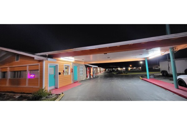 Foto van Queen Bed Niet Roken - Vakantiehuis in Corpus Christi TX - parking