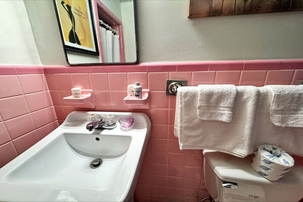 Foto van Queen Bed Niet Roken - Vakantiehuis in Chesterfield, SC - BedRoom