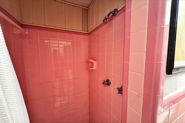 Foto van Queen Bed Niet Roken - Vakantiehuis in Chesterfield, SC - BedRoom