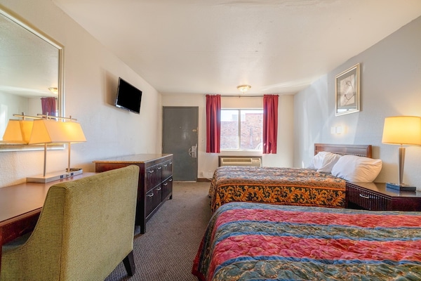 Foto van 1 Kingsize Bed En 1 Volledig Bed - Vakantiehuis in Chickasha OK - BedRoom